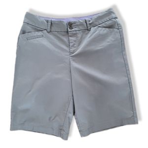 DOCKERS BERMUDAS  EUC SIZE 10